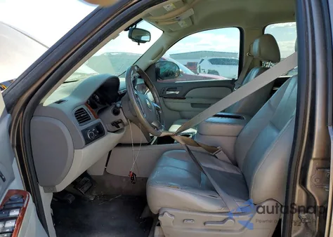 2012 Chevrolet Tahoe C1500 Lt z USA, uszkodzony, nr VIN 1GNSCBE05CR101448